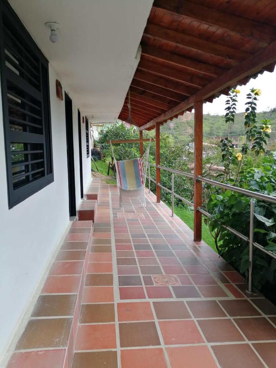 El Nuevo Mirador Hotell Guatapé Exteriör bild